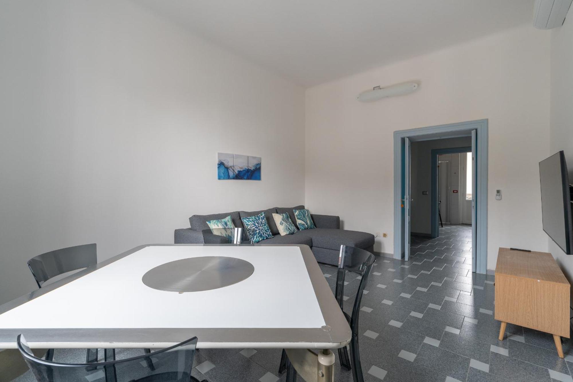 Plinio Apartment
